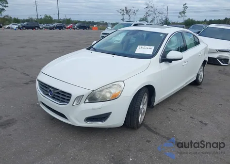 2012 Volvo S60 T5 из США, поврежденный, VIN YV1622FS7C2142955